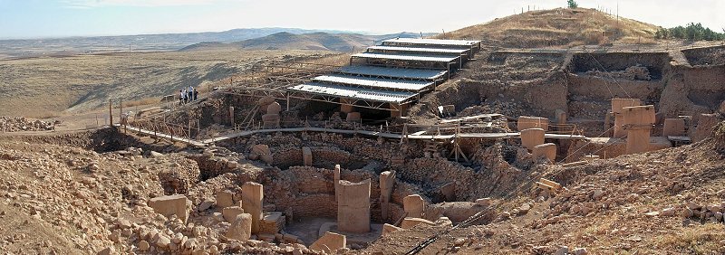 Panoramabild av utgrävningsområdet på Göbekli Tepe
