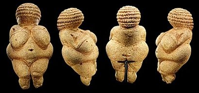 Venus frn Willendorf frn fyra hll